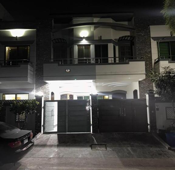 اتاق لوکس, Sunrise Residence D1