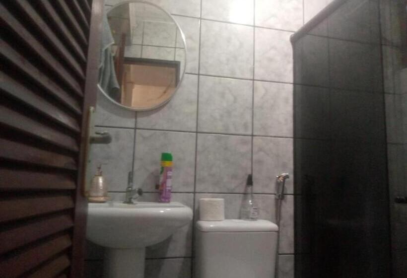 تختخواب در اتاق مشترک, Hostel Casa Amarela