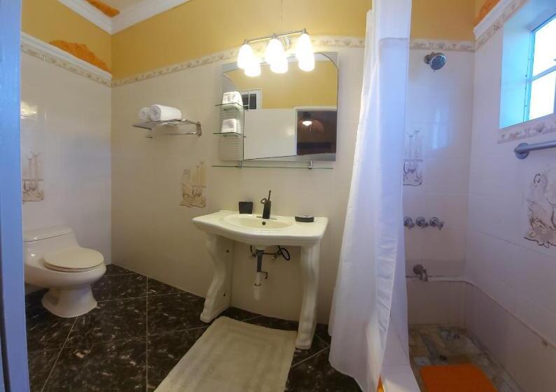 اتاق استاندارد با بالکن, Cas Bed And Breakfast