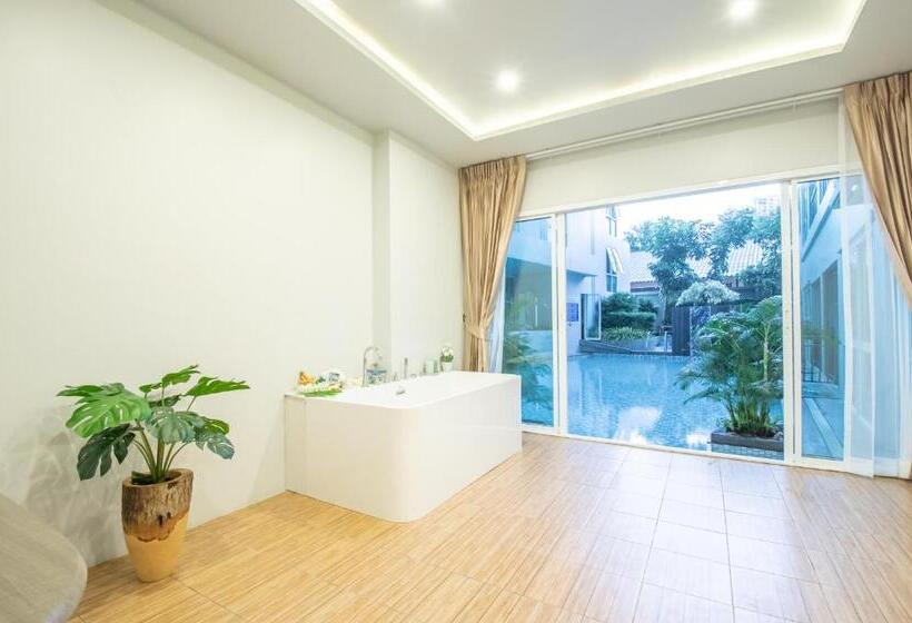 Полулюкс Повышенной Комфортности, D Eco Hotel Health Center Pattaya