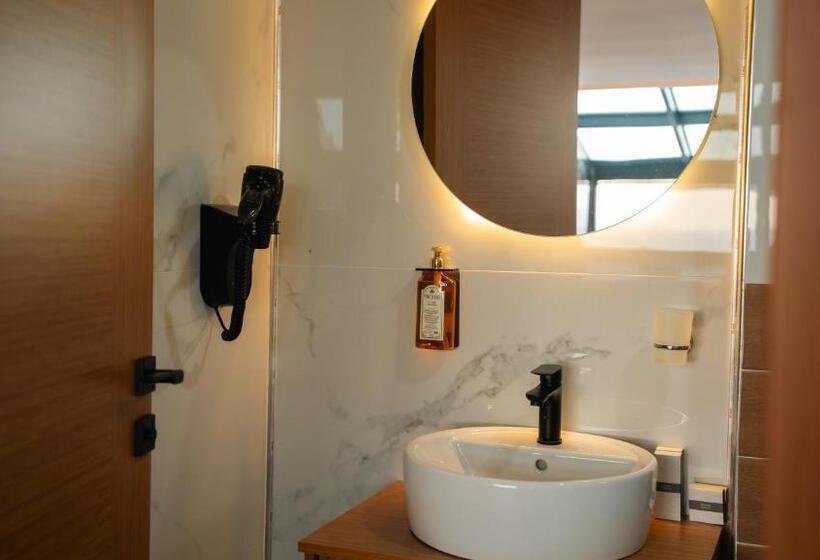 家庭间, Cip Hotel & Spa Istanbul Bakırkoy City Center