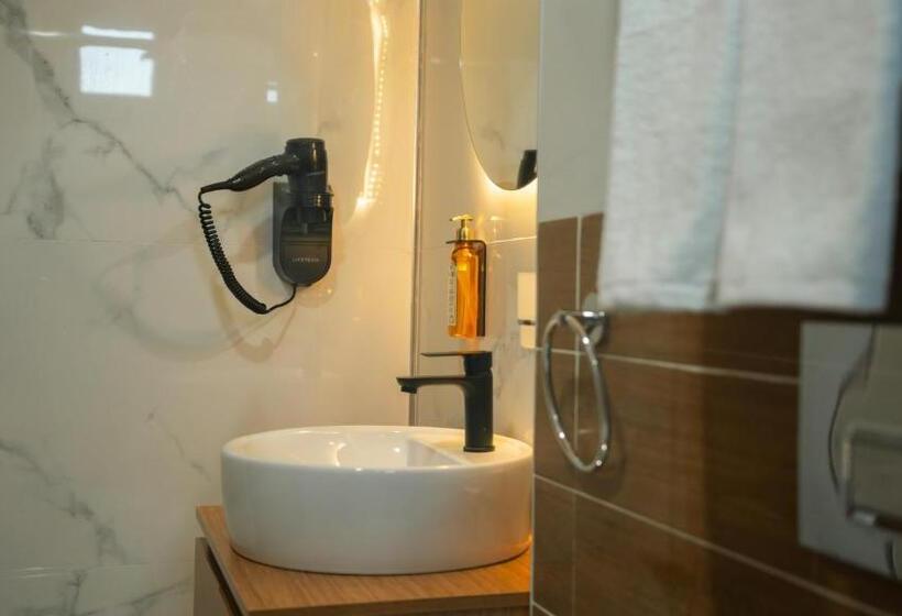 家庭间, Cip Hotel & Spa Istanbul Bakırkoy City Center