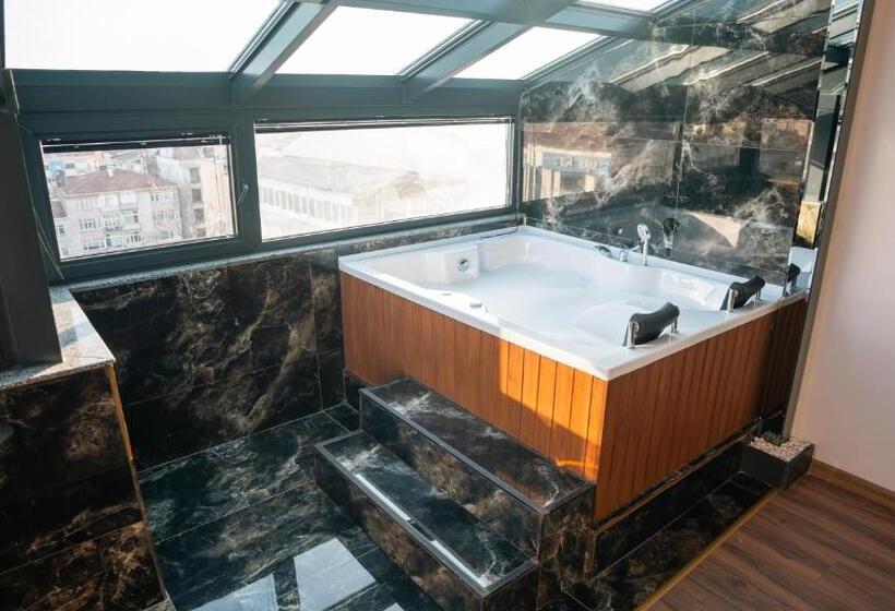 带按摩浴盆的套房, Cip Hotel & Spa Istanbul Bakırkoy City Center
