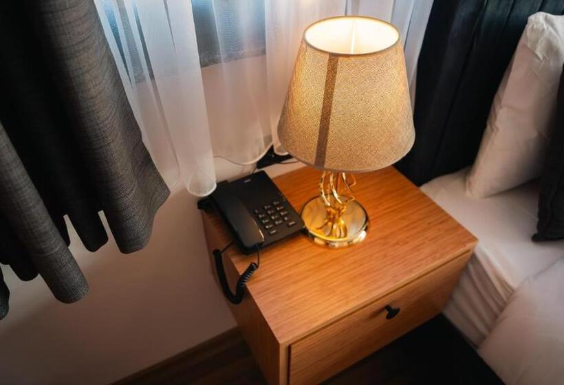 带按摩浴盆的套房, Cip Hotel & Spa Istanbul Bakırkoy City Center