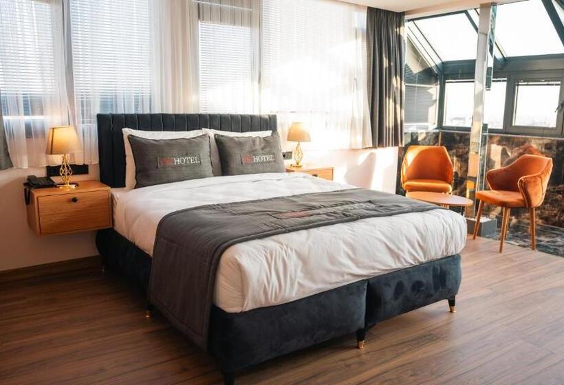 带按摩浴盆的套房, Cip Hotel & Spa Istanbul Bakırkoy City Center