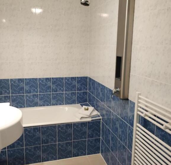 חדר סטנדרט עם מיטת קינג, Rêve De La Vallée