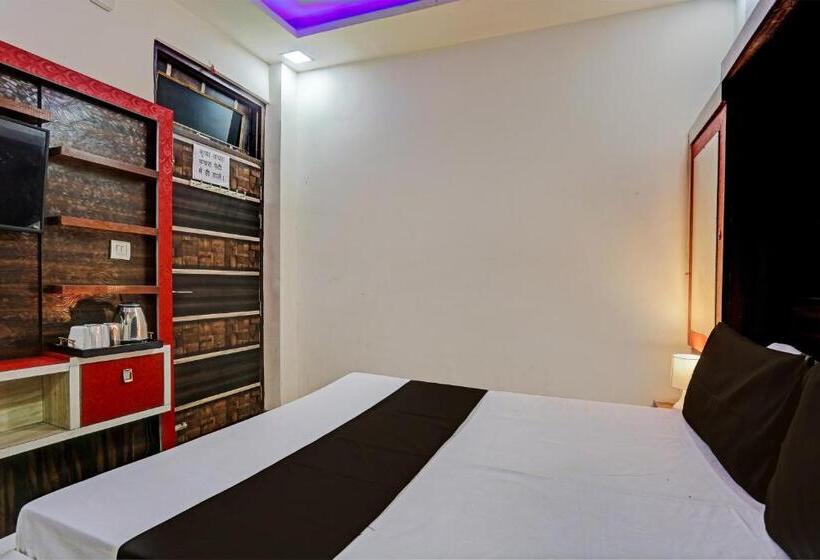 Трехместный Номер Классика, Oyo Flagship New Rajpoot Hotel Banquet