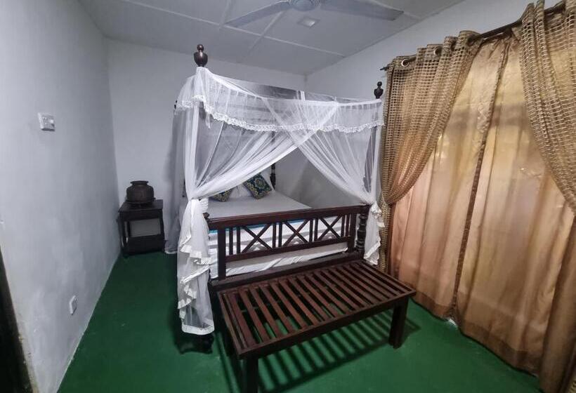 标准间, Miracle Garden