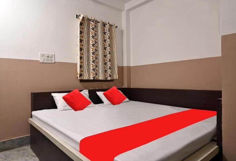اتاق لوکس, Shanti Guest House