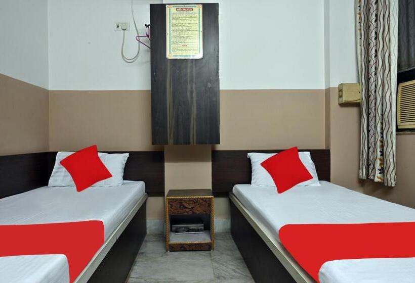 اتاق لوکس, Shanti Guest House