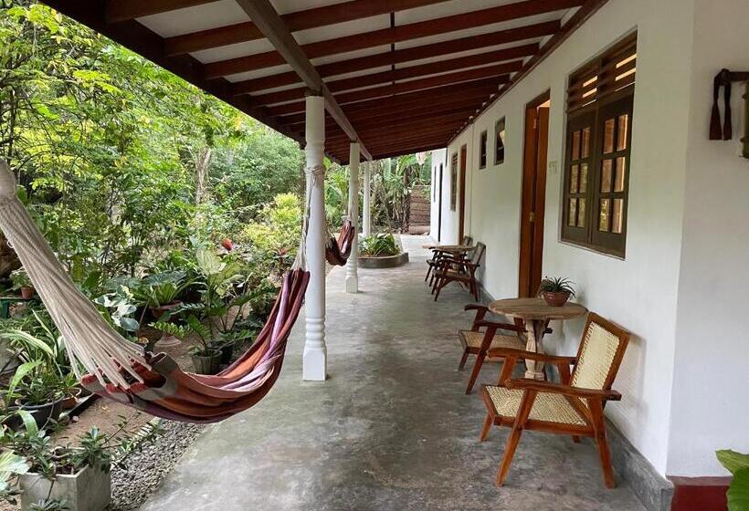 Pokój Standard Widok Ogród, Surf Side Madiha Matara