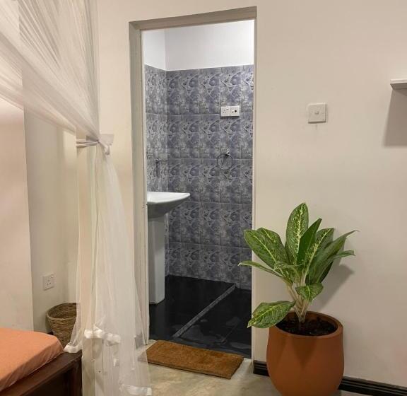 Pokój Standard Widok Ogród, Surf Side Madiha Matara