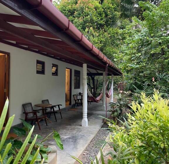 Pokój Standard Widok Ogród, Surf Side Madiha Matara