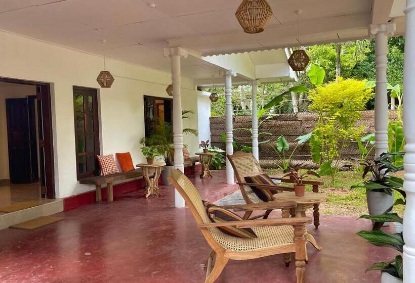 Pokój Standard, Surf Side Madiha Matara