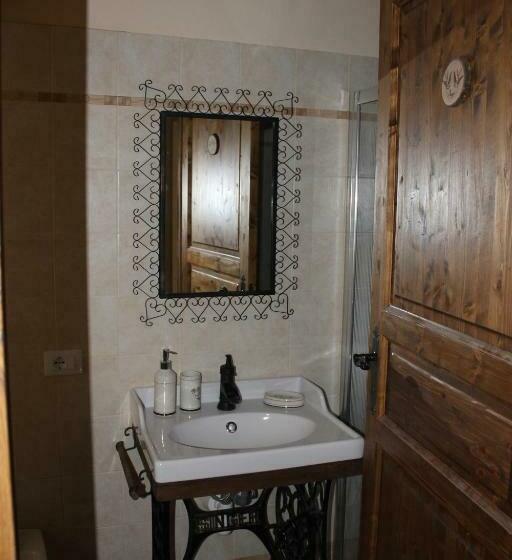 スタンダードルーム, La Casa Delle Rondini