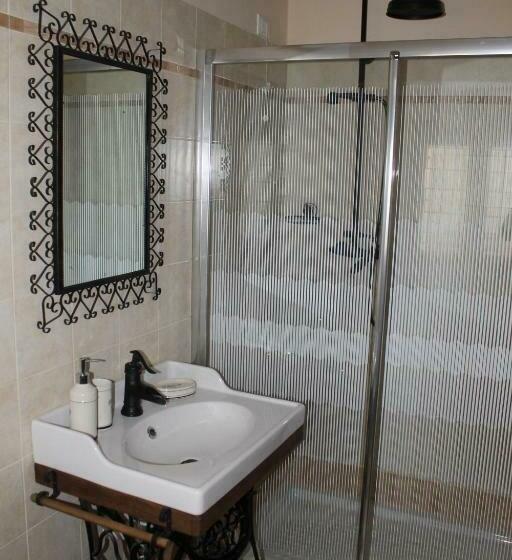 スタンダードルーム, La Casa Delle Rondini