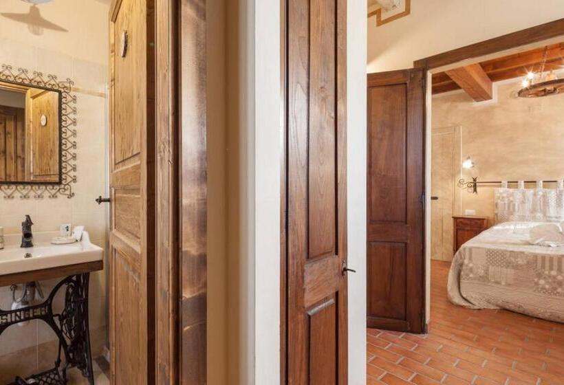 スタンダードルーム, La Casa Delle Rondini