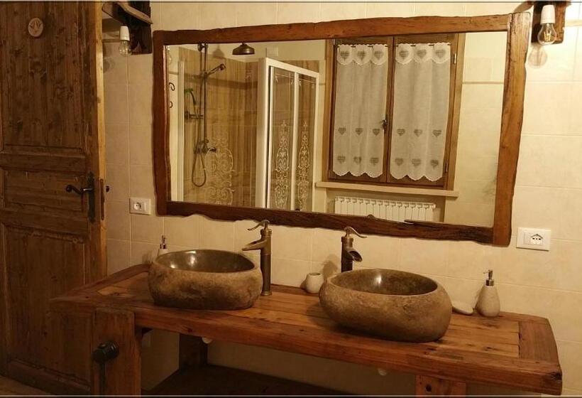 スタンダードトリプルルーム, La Casa Delle Rondini