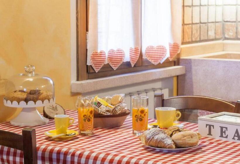 バス共有のスタンダードルーム, La Casa Delle Rondini