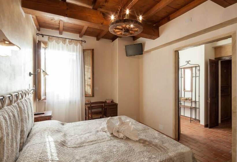 スタンダードルーム, La Casa Delle Rondini