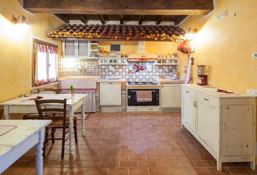 スタンダードルーム, La Casa Delle Rondini