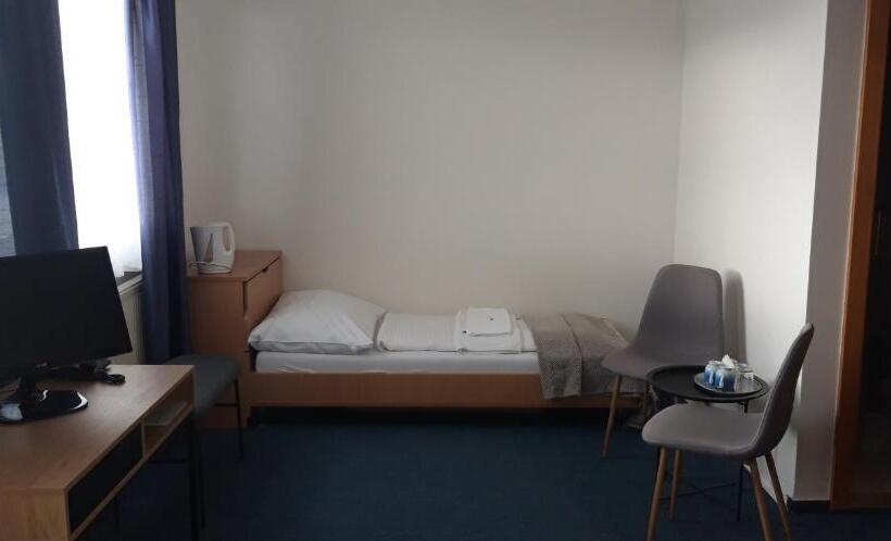 اتاق سوپریور سه تخته, Garni G Hotel žilina