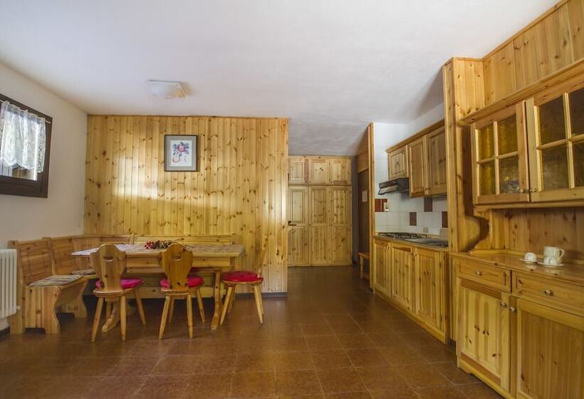 Студия Стандарт, Residence Stefania