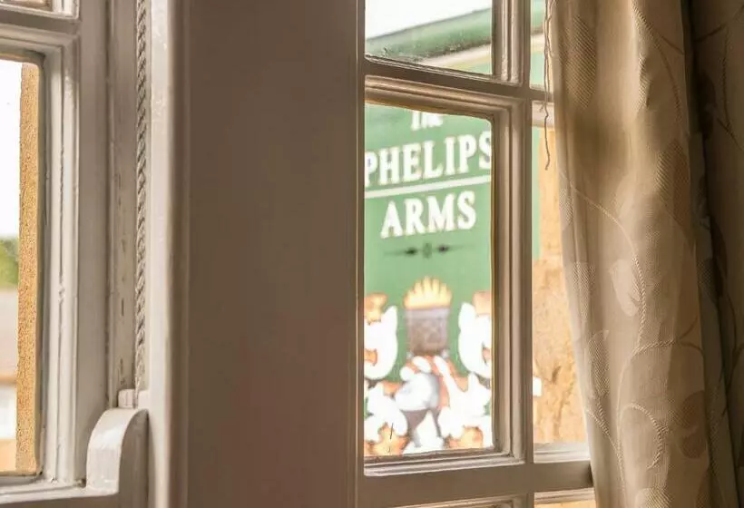 デラックスルーム, Phelips Arms
