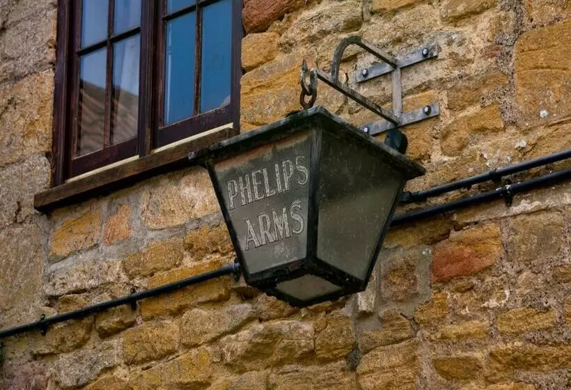 スタンダードシングルルーム, Phelips Arms