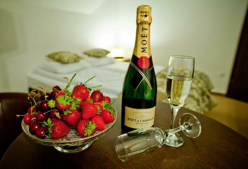 اتاق استاندارد, Apartamenty Rubin