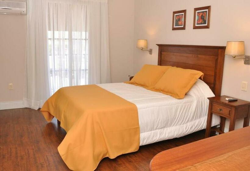 اتاق استاندارد, Ayres Colonia