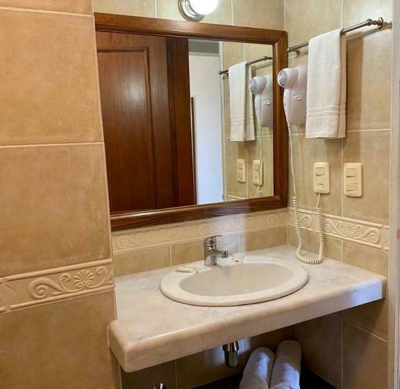 اتاق استاندارد, Ayres Colonia