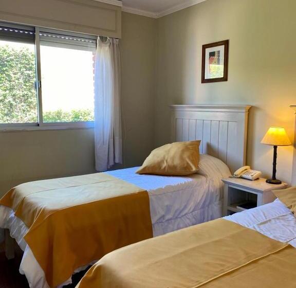 اتاق استاندارد, Ayres Colonia