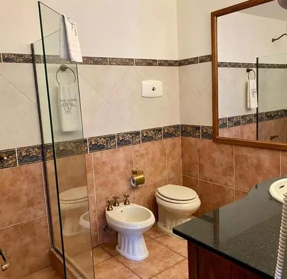 اتاق سوپریور چهار تخته, Ayres Colonia