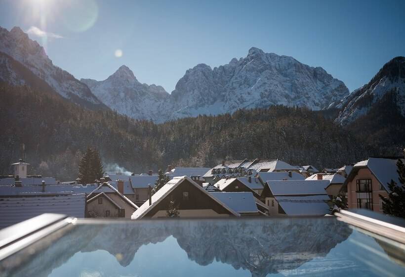 اتاق استاندارد با چشم‌انداز کوهستان, Boutique Skipass Superior