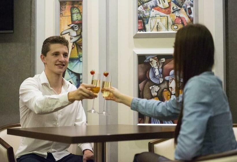 سوییت لوکس, Boutique Hotel Villa Zauber