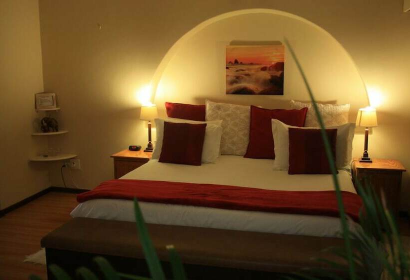 Номер Стандарт с Балконом, Dolphin View Guesthouse