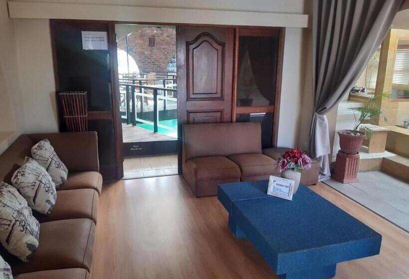 Люкс Повышенной Комфортности, Dolphin View Guesthouse