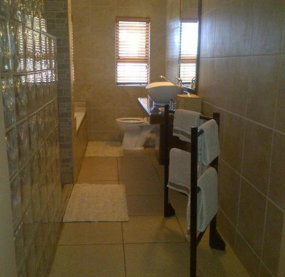 Номер Стандарт с Балконом, Dolphin View Guesthouse