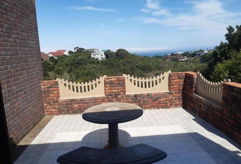 Номер Стандарт с Балконом, Dolphin View Guesthouse