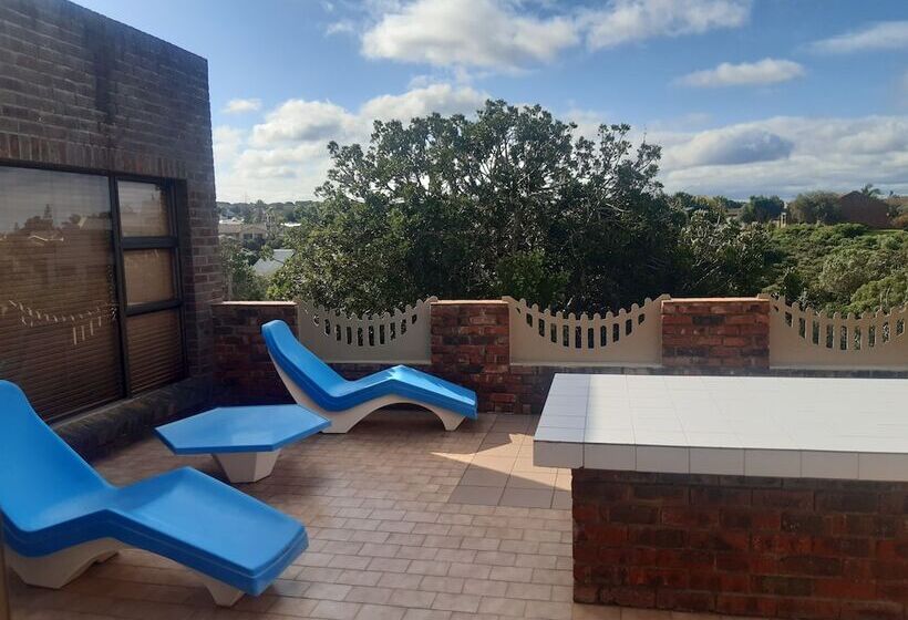 Номер Стандарт с Балконом, Dolphin View Guesthouse