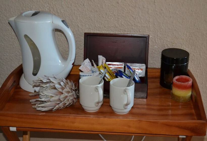 Номер Стандарт с Балконом, Dolphin View Guesthouse
