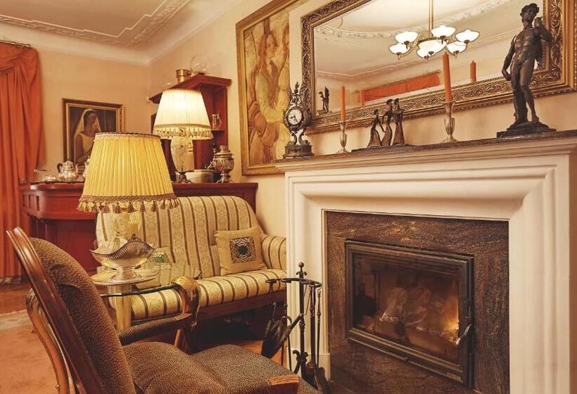 חדר סטנדרט, Dworek Genny