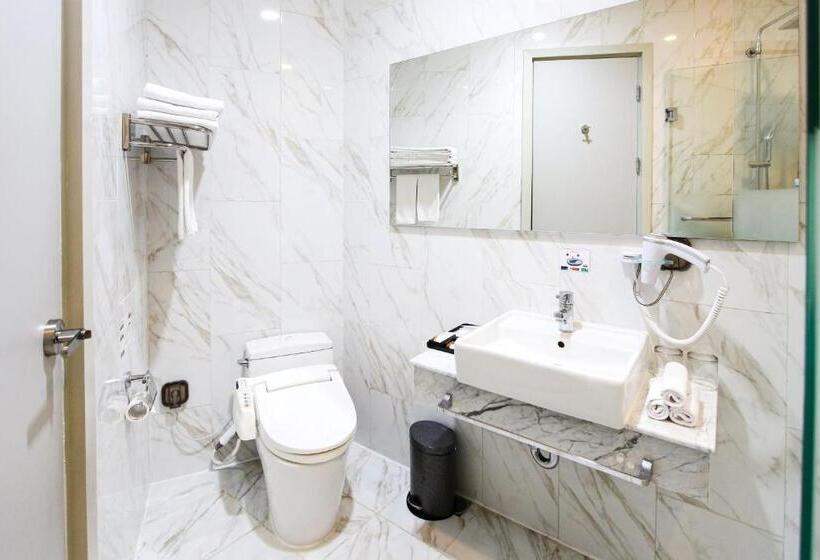 デラックススイート, Forbis