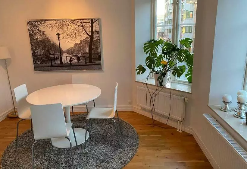استودیوی استاندارد, Helsingborgs Vandrarhem, Helsingborg Hostel