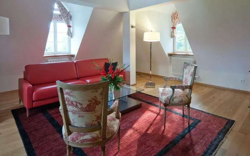 1ベッドルームアパートメント, Pałac Pakoszów Schlosshotel Wernersdorf