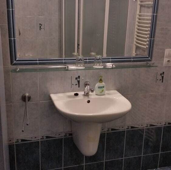 آپارتمان 1 خوابه, Penzión Zlatý Jeleň