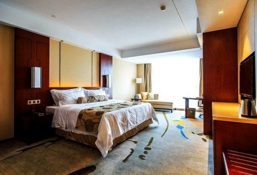 Номер Deluxe, Ramada Jiaxing