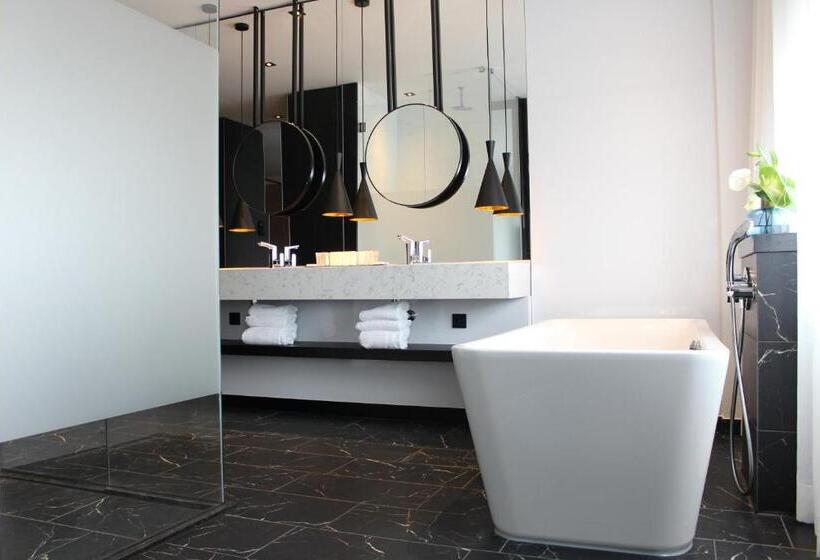 סוויטה נשיאותית, Van Der Valk Zaltbommela2