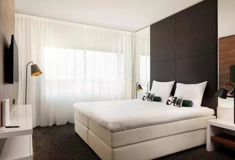 Standard Single Room, Van Der Valk Zaltbommela2